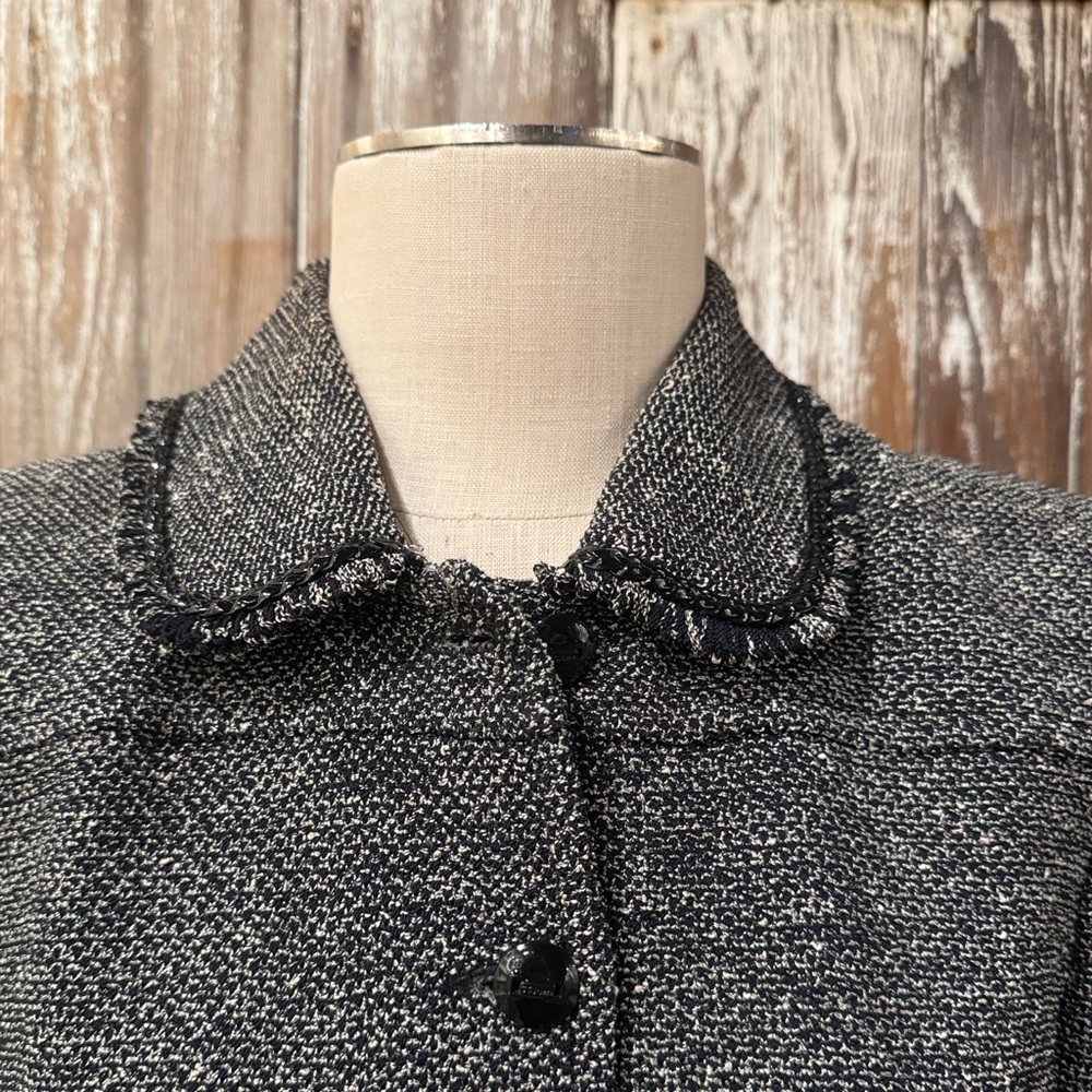 St. JOHN COLLECTION 10 Black White Tweed 3/4 Sleeve Metallic Fringe Trim Jacket - Picture 2 of 15